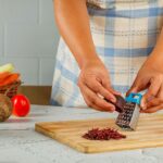 4 sided Mini Grater 3" with fridge magnet